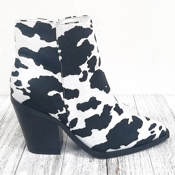 New Cow Print Cowboy Ankle Boots Booties - Picture 3 of 5